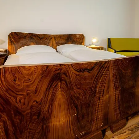 Gruener Baum Wachau - Retro B&B 마우테른