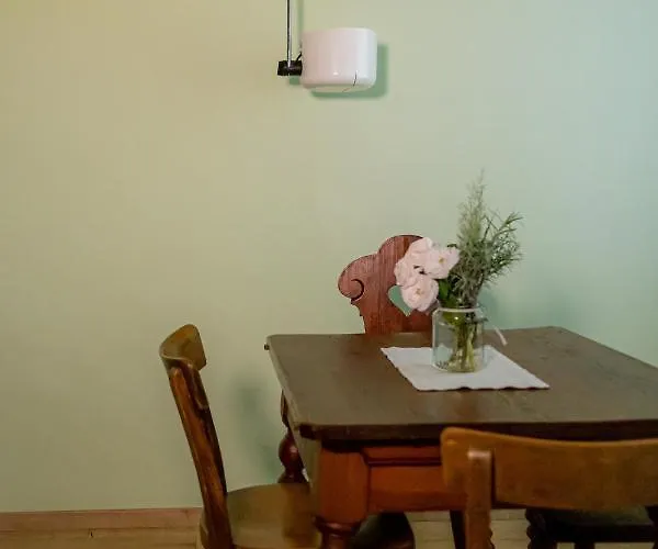 Gruener Baum Wachau - Retro Pension Bed & Breakfast