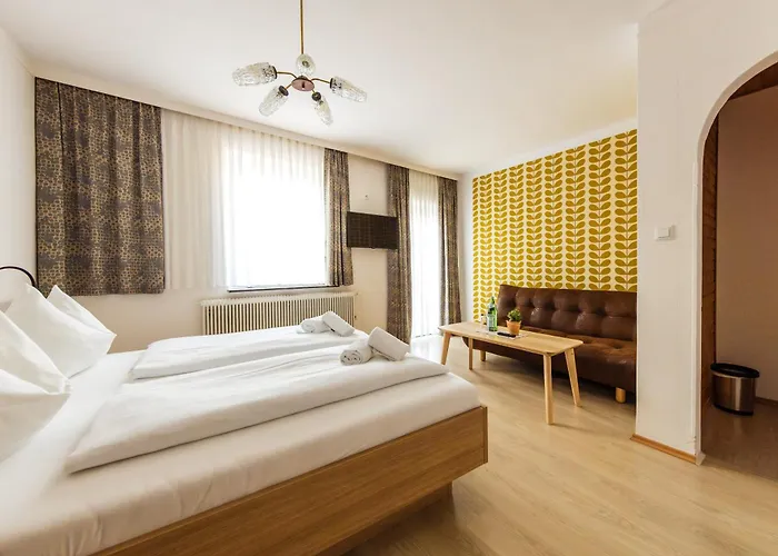 Gruener Baum Wachau - Retro Pension 3* Mautern